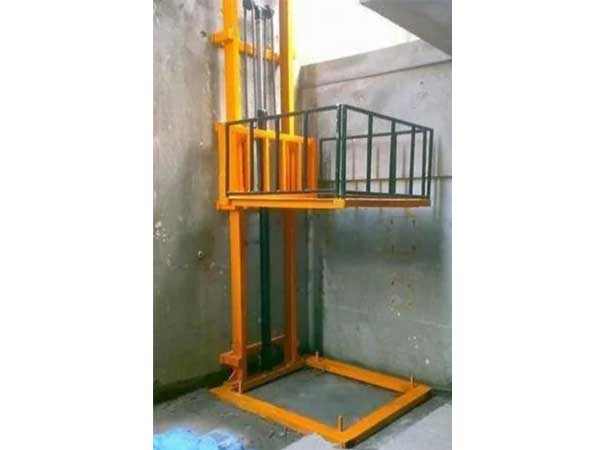 Goods Lift/Industrial Lift Manufacturers in Thane, Mumbai, Navi Mumbai, Nashik, Aurangabad, Nagpur, Chiplun, Kolhapur, Sangli, from Maharashtra, India